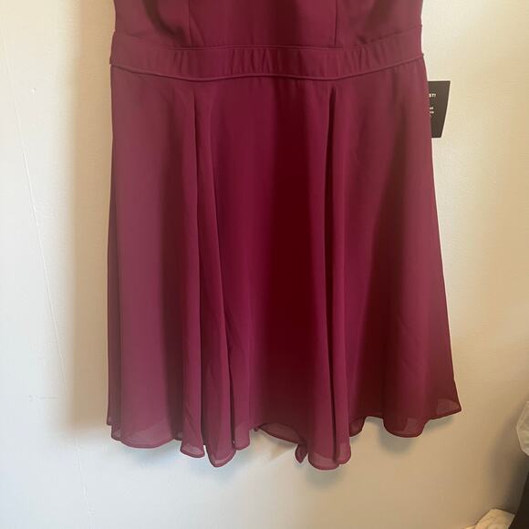 Lulus Forevermore Burgundy Skater Fit and Flare Dress NWT Size Large - Picture 2 of 8